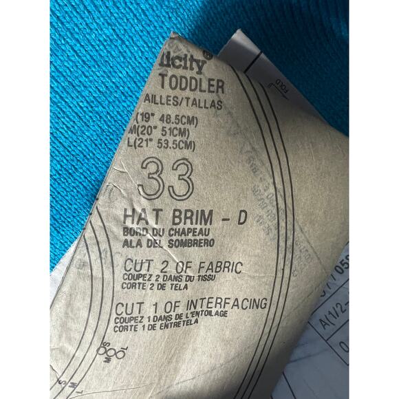 Simplicity 4467 Sewing pattern scarecrow skeleton witch costume size 1/2-4 - Picture 2 of 2